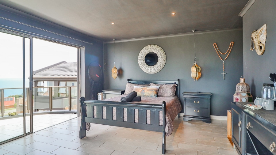  Bedroom Property for Sale in Dana Bay Western Cape